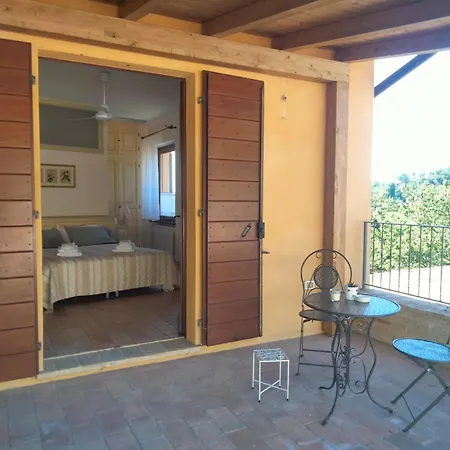 Il Casolare Bed & Breakfast *